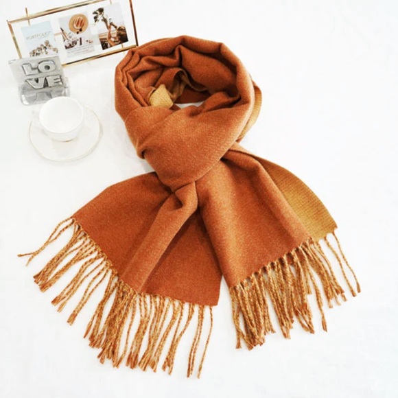 586. Soft Fringe Scarf Carmel/Beige 2 Colors NEW Item NWT One Size NWT - Picture 3 of 3